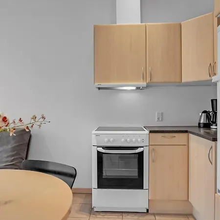 Stunning In With Kitchen *