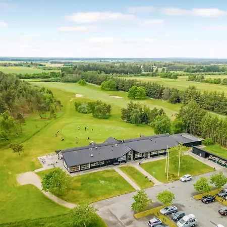 Stunning In With Kitchen * Pandrup